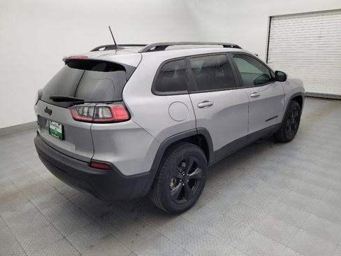 Used 2021 Jeep Cherokee Latitude Plus AWD/4WD image 10