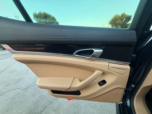 Used 2016 Porsche Panamera 4 Edition w/ Premium Package Plus AWD/4WD image 23