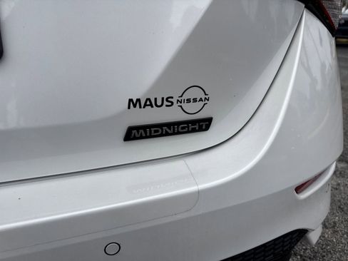 Certified 2022 Nissan Sentra SR w/ Midnight Edition image 8