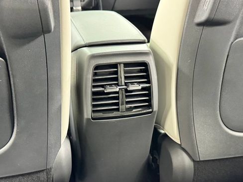 New 2026 Kia Niro EX FWD image 35