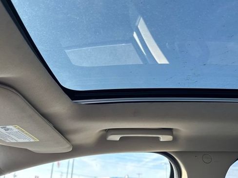 Used 2011 Ford Edge Limited w/ 302A Rapid Spec Order Code image 19