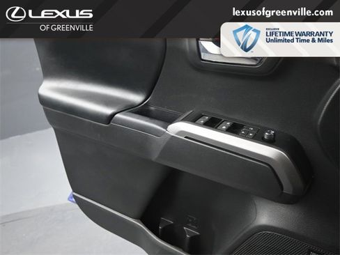 Used 2023 Toyota Tacoma Limited image 24