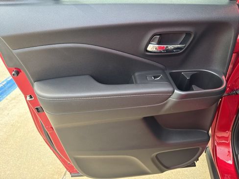 Used 2023 Honda Ridgeline RTL-E image 9