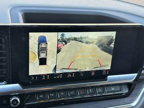 Used 2024 GMC Sierra 1500 SLT w/ SLT Premium Plus Package image 10