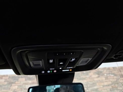 Used 2022 GMC Sierra 1500 Denali AWD/4WD image 27