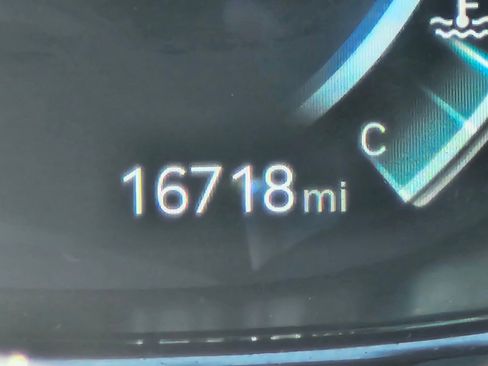 Used 2024 Genesis GV70 2.5T w/ Sport Prestige Package image 33