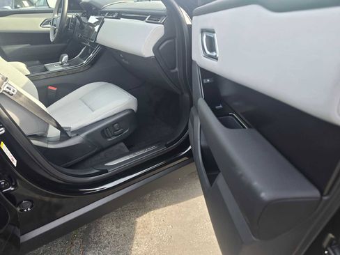New 2026 Land Rover Range Rover Velar Dynamic SE image 10