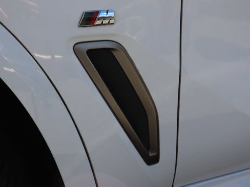 Used 2020 BMW X5 M50i w/ Premium Package AWD/4WD image 35