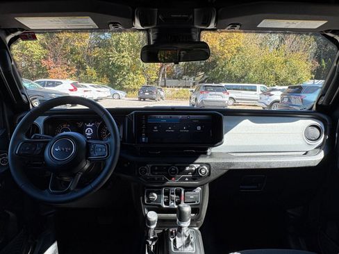 Used 2025 Jeep Wrangler Sport S image 32