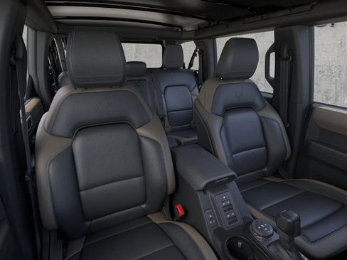 New 2025 Ford Bronco Big Bend w/ Black Diamond Package image 10