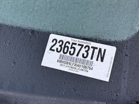 Used 2017 Hyundai Elantra SE w/ SE A/T Tech Package 03 image 3