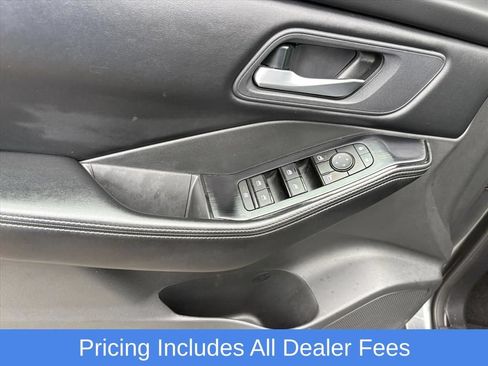 Certified 2025 Nissan Rogue SV AWD/4WD image 23