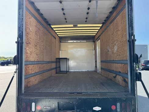Used 2021 Ford E-450 and Econoline 450 Super Duty w/ Power Windows & Locks Group image 12