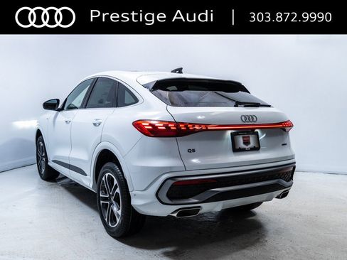 New 2025 Audi Q5 Premium image 3