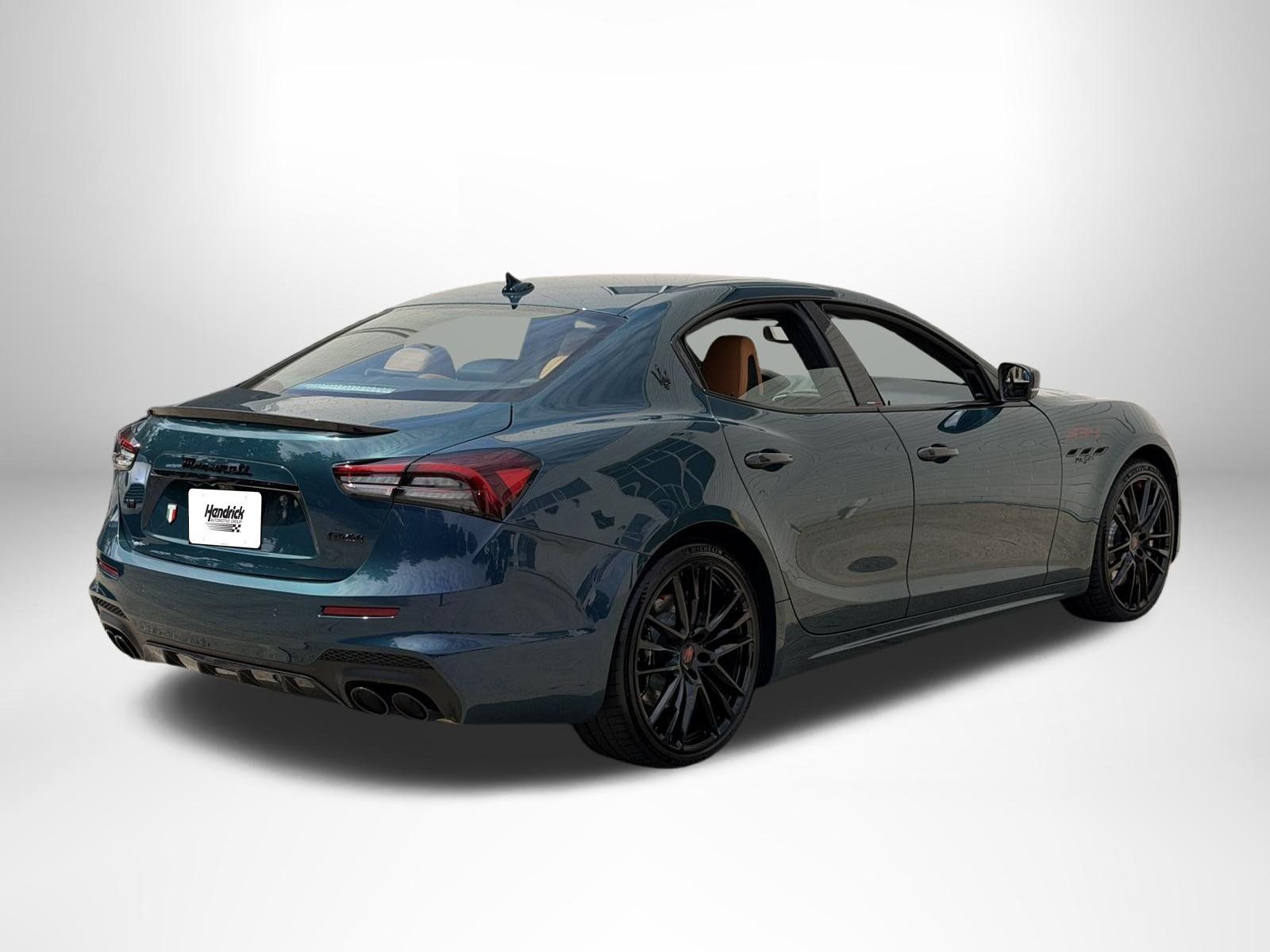 Used 2024 Maserati Ghibli Trofeo RWD image 3