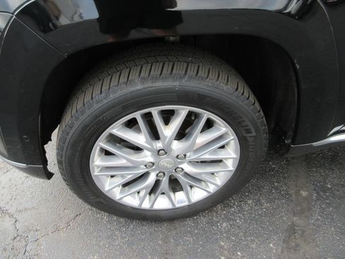 Used 2018 Jeep Grand Cherokee Summit w/ Skid Plate Group AWD/4WD image 14