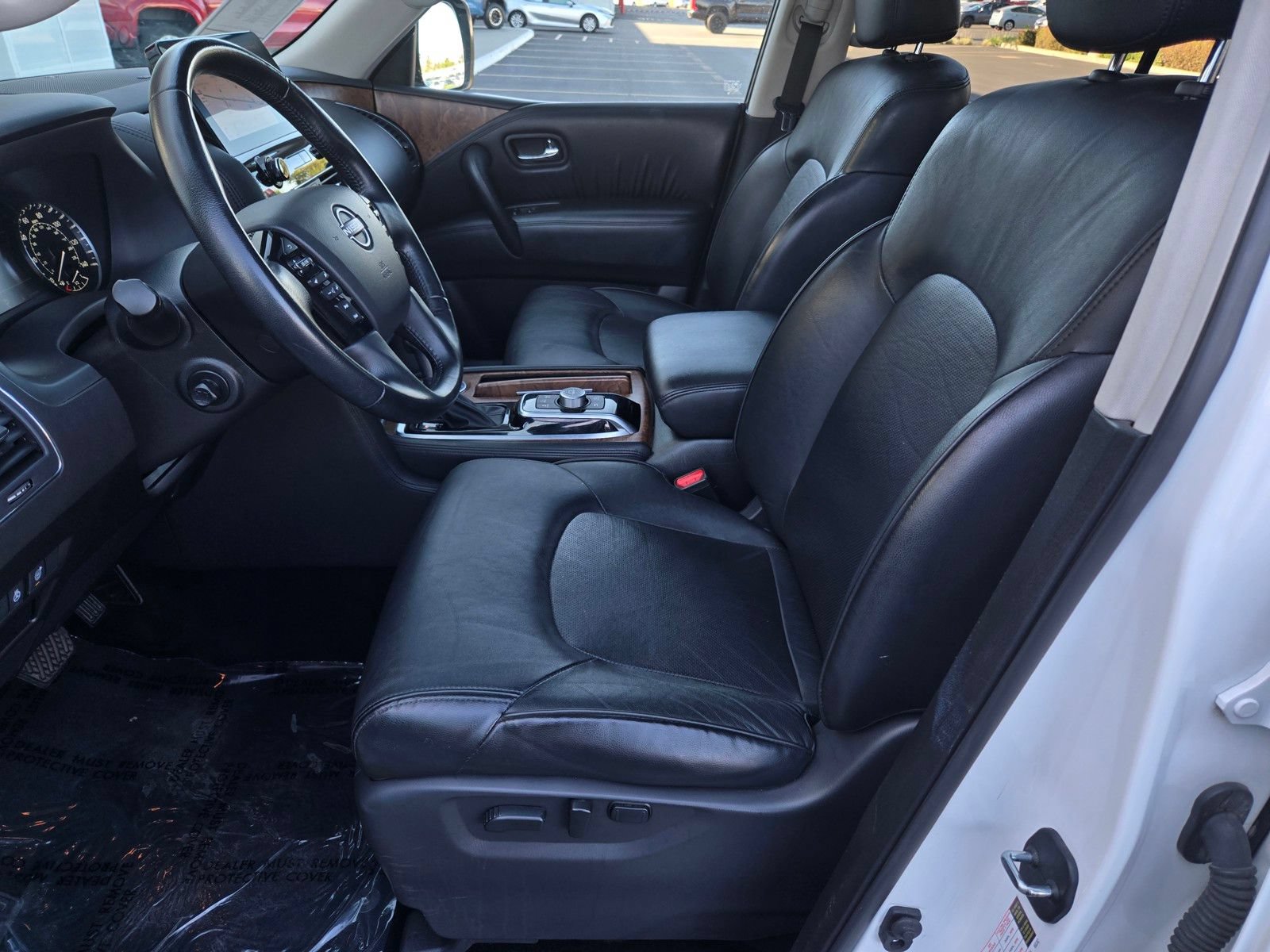 Used 2024 Nissan Armada SL w/ Captain's Chairs Package RWD image 16