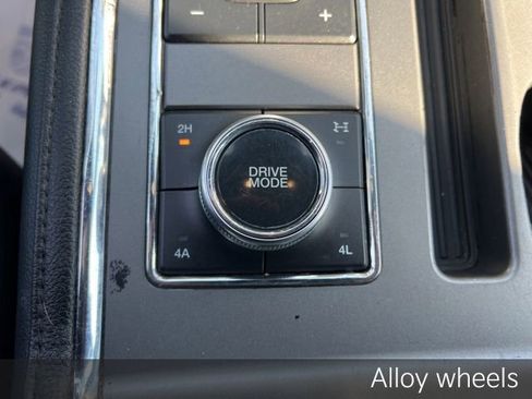 Used 2021 Ford Expedition Max XLT image 29