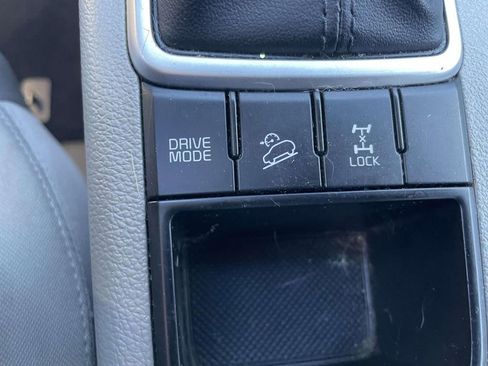 Used 2017 Kia Sportage LX image 41