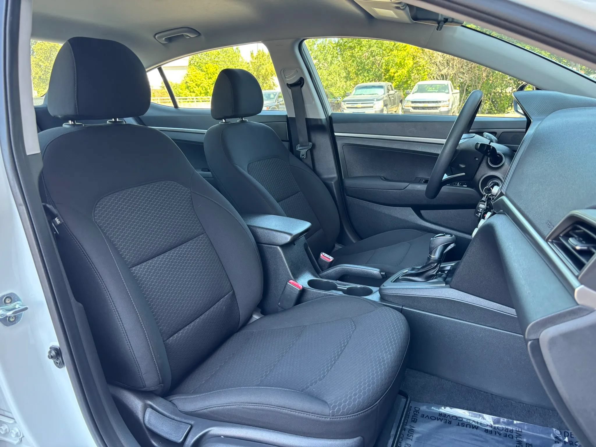 Used 2020 Hyundai Elantra SE w/ Cargo Package (C1) FWD image 15