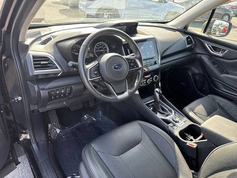 Used 2019 Subaru Forester Touring AWD/4WD image 4