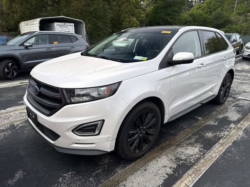 Used 2018 Ford Edge Sport w/ Equipment Group 401A image 2