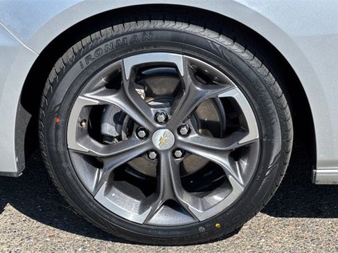 Used 2022 Chevrolet Malibu LT image 45