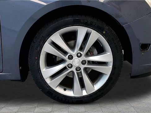 Used 2013 Chevrolet Cruze LTZ image 32