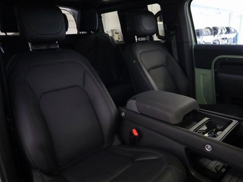 Used 2023 Land Rover Defender 110 75th Limited Edition image 7