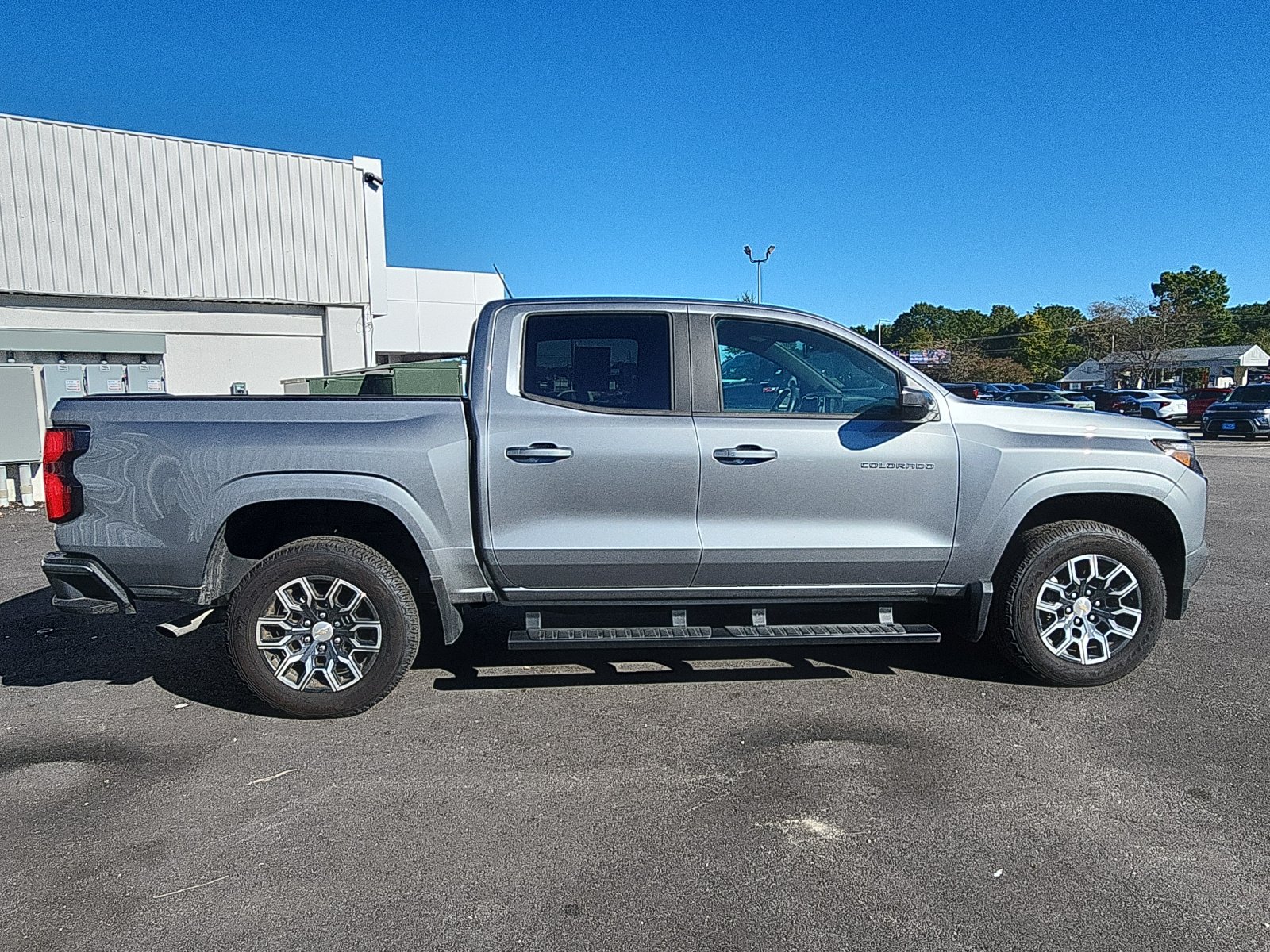 Used 2024 Chevrolet Colorado LT w/ LT Convenience Package III RWD image 6