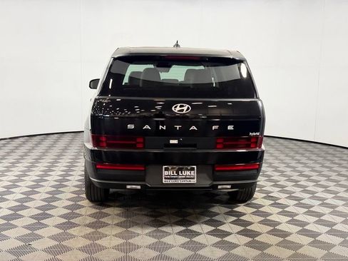 Used 2026 Hyundai Santa Fe SE FWD image 8