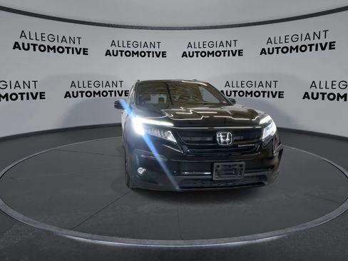 Used 2022 Honda Pilot Black Edition image 4