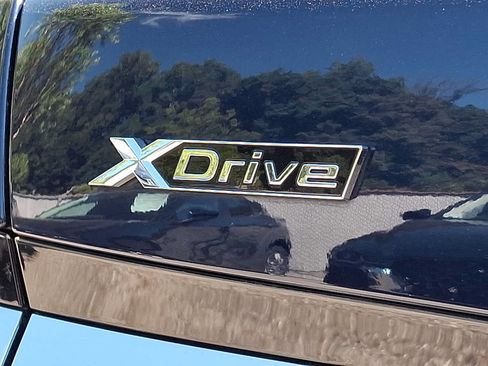 Used 2024 BMW 740i xDrive w/ Executive Package AWD/4WD image 29