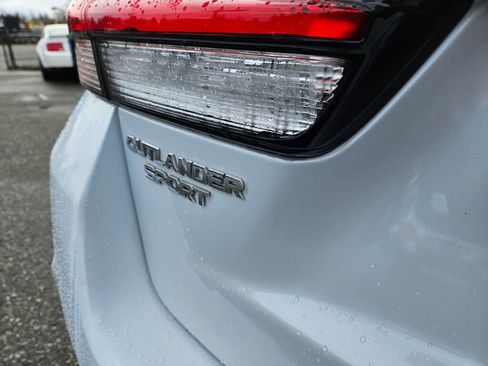 Used 2022 Mitsubishi Outlander Sport LE image 17