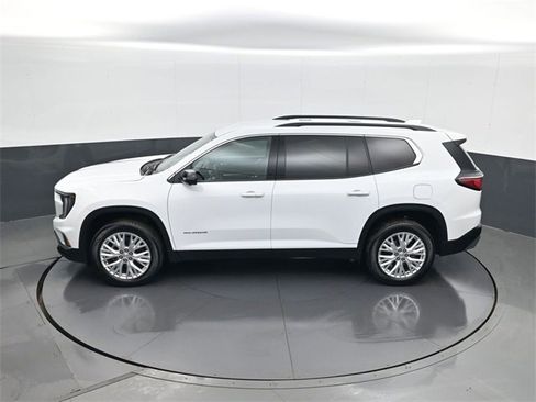 Used 2024 GMC Acadia Elevation image 21