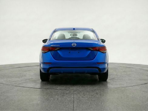 Used 2025 Nissan Sentra SV image 7