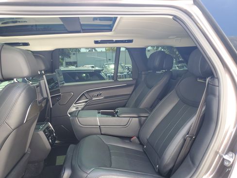 Used 2022 Land Rover Range Rover Long Wheelbase First Edition AWD/4WD image 14