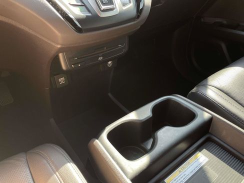 Used 2020 Honda Odyssey Elite image 30