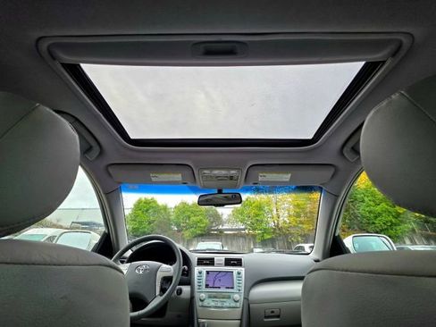 Used 2009 Toyota Camry Hybrid image 23