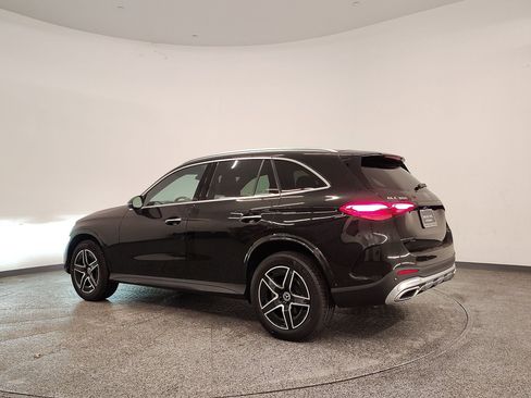 Used 2026 Mercedes-Benz GLC 300 image 3