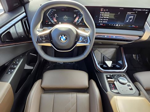 Certified 2025 BMW X3 xDrive30i w/ Premium Package image 15