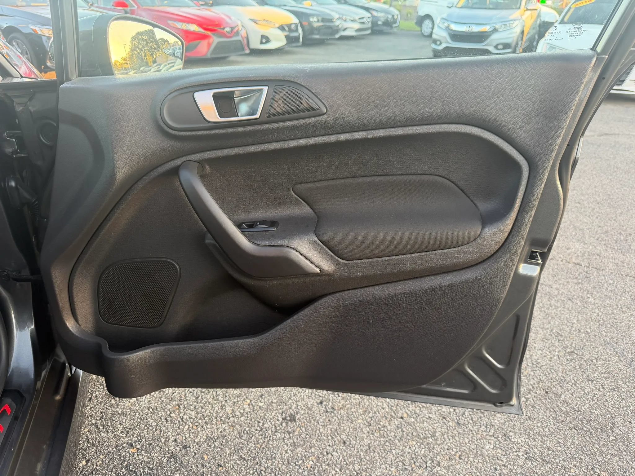 Used 2016 Ford Fiesta ST FWD image 26