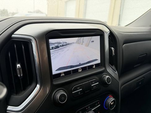 Used 2021 Chevrolet Silverado 2500 LTZ w/ Z71 Off-Road Package image 27