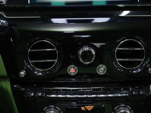 Used 2023 Rolls-Royce Phantom Sedan w/ The Phantom Package image 88