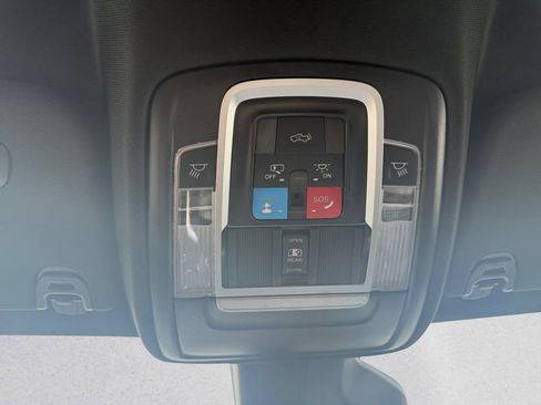Used 2025 RAM 1500 Big Horn AWD/4WD image 25