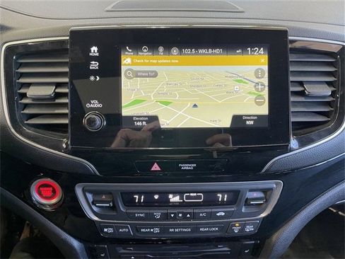 Used 2020 Honda Pilot Touring image 17