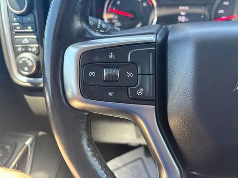 Used 2021 Chevrolet Silverado 1500 LT AWD/4WD image 10