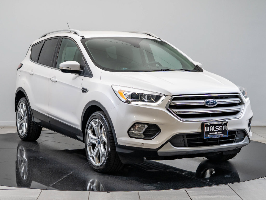 Used 2018 Ford Escape Titanium FWD image 12