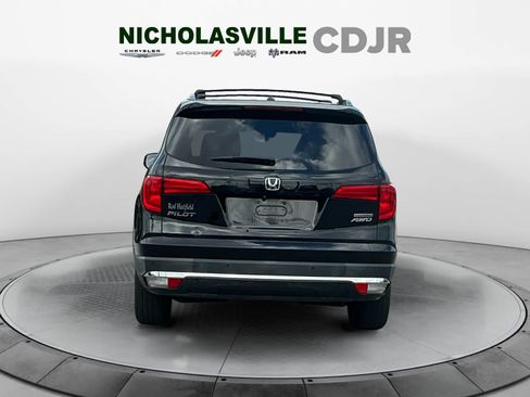 Used 2018 Honda Pilot Touring image 4
