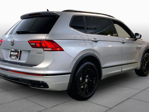 Used 2024 Volkswagen Tiguan SE R-Line AWD/4WD image 12